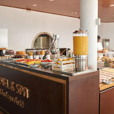 Hotel Alfandega Da Fe & 4*