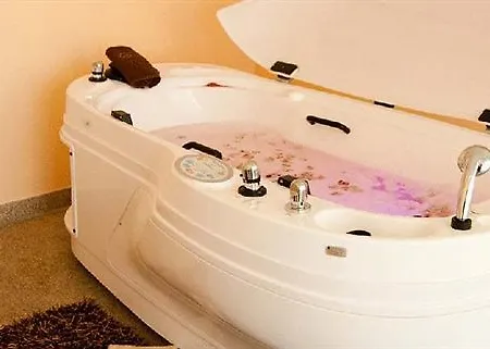 Alfandega Da Fe Hotel & Spa Hotel