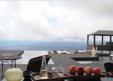 & Alfandega Da Fe Hotel